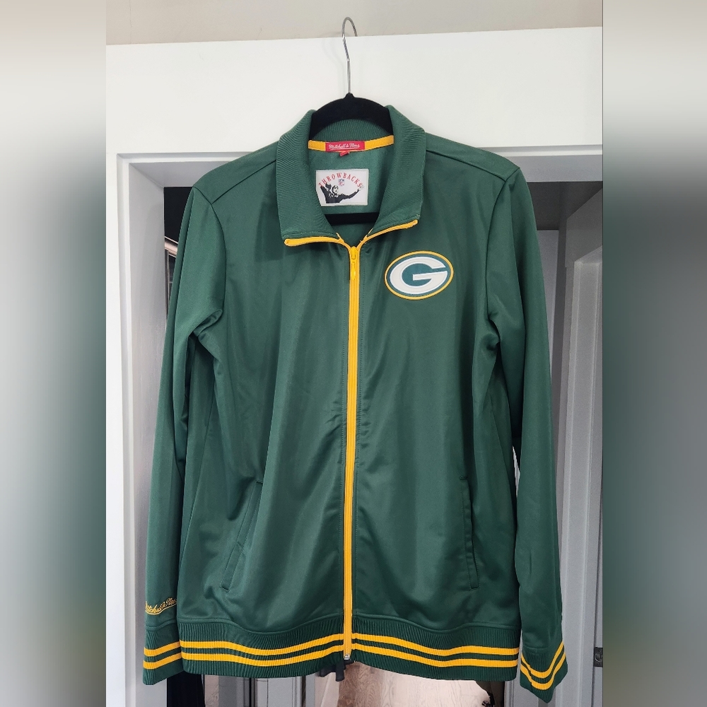 NWOT Mitchell & Ness Green Bay Packers Track Jacket - XL
